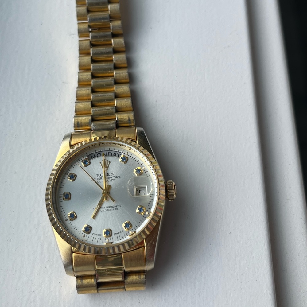 Ladies 18K President MOP and Diamo